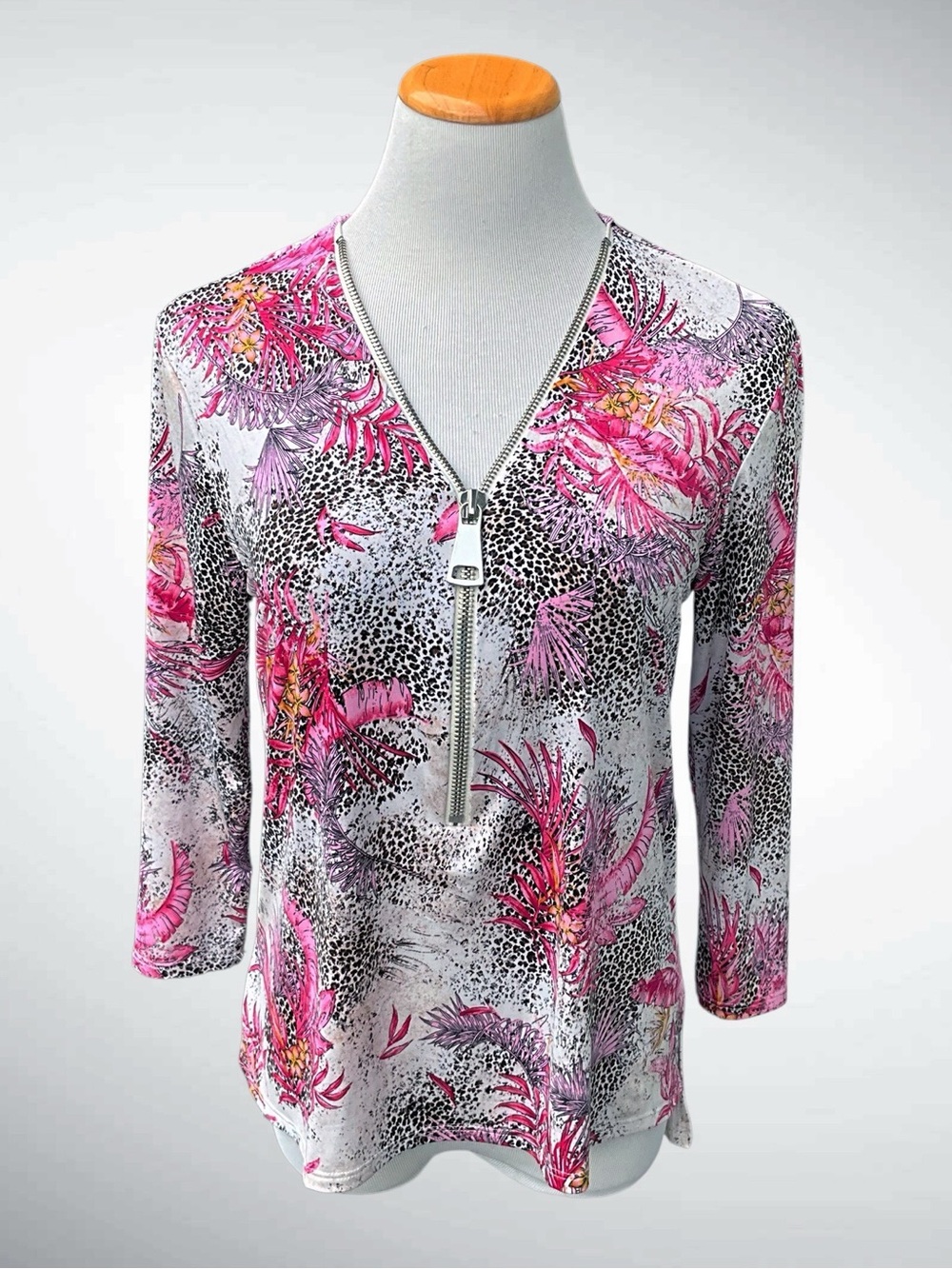 Patchington Tropical Leaf Zip-Front Pullover Top 3/4-Sleeves